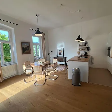 Apartment Beletage Johann Strauss *